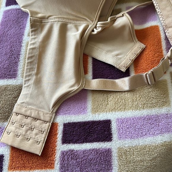 Playtex Beige Women's Intimates Bra size 40 DDD NWT - Picture 7 of 7